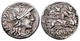 Atilia. Denario. 148 a.C. Roma. (Ffc-175). (Craw-214/1a). (Cal-245). Anv.: Cabeza de Roma a derecha, delante X, detrás SARAN de arriba hacia abajo. Re...