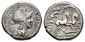 Cipia. Denario. 115-114 a.C. Incierta. (Ffc-563). (Craw-289/1). (Cal-422). Anv.: Cabeza de Roma a derecha, delante (M C)IPI M F, detrás X. Rev.: Victo...
