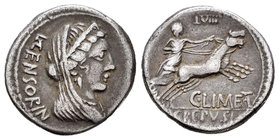 Marcia. Denario. 88 a.C. Roma. (Ffc-884). (Cal-953). Anv.: Cabeza velada y diademada de Venus a derecha, detrás L CENSORIN. Rev.: Venus en biga a dere...