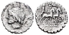 Memmia. Denario. 106 a.C. Roma. (Ffc-908). (Cal-982a). Anv.: Cabeza laureada de Saturno a izquierda, detrás guadaña y ROMA. Rev.: Venus con cetro en b...