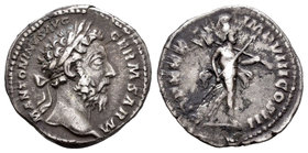 Marco Aurelio. Denario. 175 d.C. Roma. (Spink-4937 variante). (Ric-326). Rev.: TR P XXX IMP VIII COS III. Marte avanzando a derecha con lanza y trofeo...
