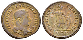 Constantino I. Follis. 310-313 d.C. Trier. (Spink-15981). (Ric-226). Rev.: MARTI CONSERVATORI. Marte en vestimenta militar con lanza y escudo. Ae. 4,2...