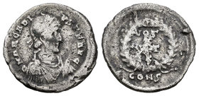 Arcadio. Silicua. 395-402 d.C. Constantinopla. (Spink-20772). Rev.: VOT / X / MVLT / XX, Dentro de corona de laurel, en exergo CONS. Ag. 1,44 g. BC. E...
