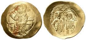Juan II. Hyperperion. 1118-1143 d.C. Tesalónica. (Bc-1947). Anv.: Cristo sentado de frente. Rev.: Figuras de Juan II y Virgen nimbada. Au. 4,28 g. EBC...