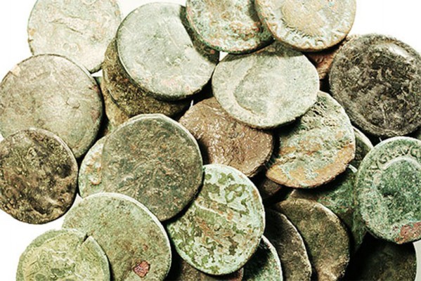 IMPERIO ROMANO. LOTES DE CONJUNTO. LOTES DE CONJUNTO. Lote de 34 monedas. AE. Du...