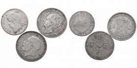 MONEDAS EXTRANJERAS. LOTES DE CONJUNTO. LOTES DE CONJUNTO. Lote de 3 monedas. AR. Chile 2 Centavos 1871, G. Bretaña Florín 1921, Holanda Gulden 1923. ...