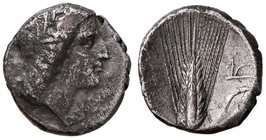 GRECHE - LUCANIA - Metaponto - Nomos - Testa di Demetra a d. /R Spiga d'orzo, a d. legenda META Mont. 2386; S. Ans. 340 (AG g. 7,28)
BB