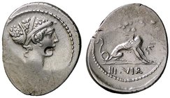 ROMANE REPUBBLICANE - CARISIA - T. Carisius (46 a.C.) - Denario - Testa della Sibilla d'Afrodisia /R Sfinge a d. Cr. 464/1 (AG g. 4,18) Schiacciatura ...
