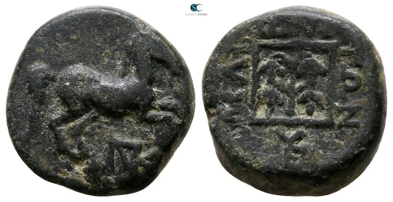 Thrace. Maroneia 398-348 BC. 
Bronze Æ

14 mm., 3.69 g.



very fine