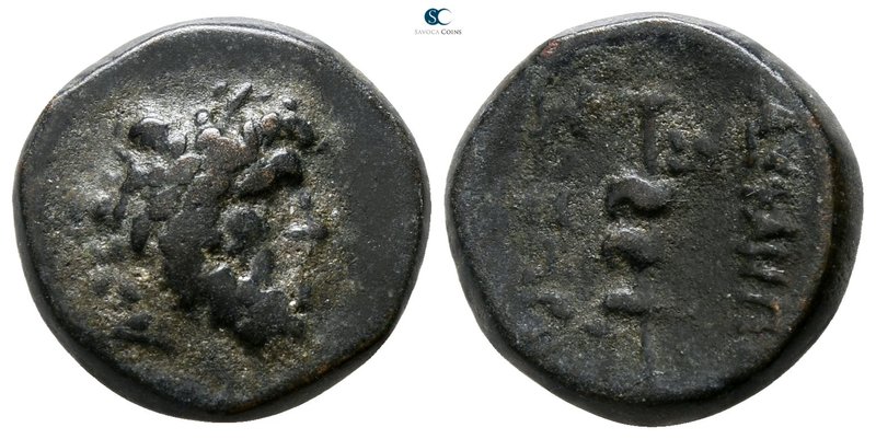 Mysia. Pergamon circa 133-27 BC. 
Bronze Æ

15 mm., 3.46 g.



nearly ver...