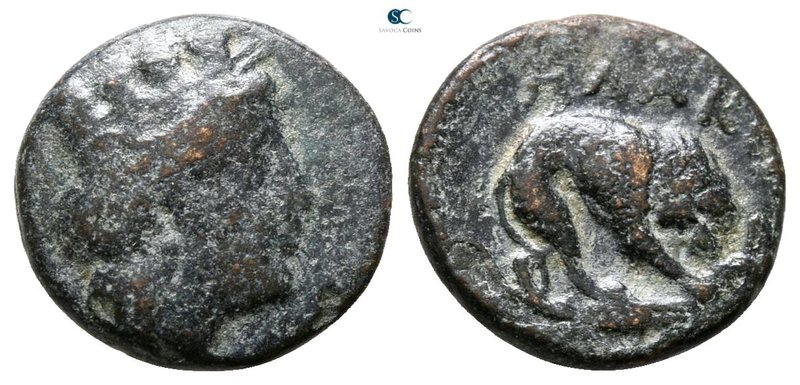Mysia. Plakia circa 400-300 BC. 
Bronze Æ

9 mm., 1.28 g.



nearly very ...