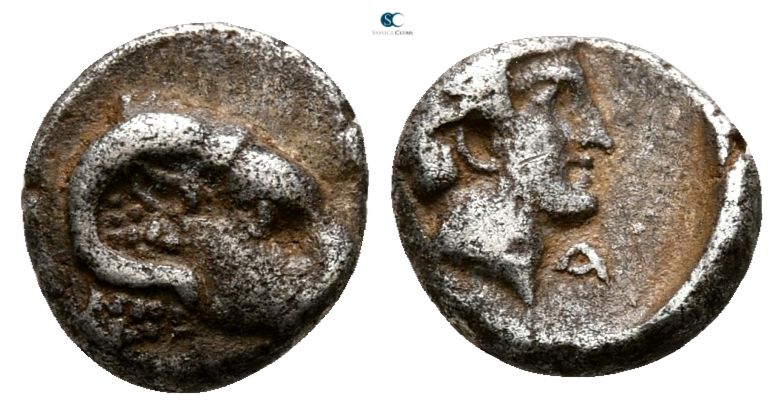 Caria. Kasolaba circa 400-300 BC. 
Hemiobol AR

5 mm., 0.56 g.



nearly ...