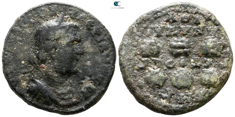 Cilicia. Anazarbos. Valerian I AD 253-260. 
Bronze Æ

28 mm., 15.09 g.


...