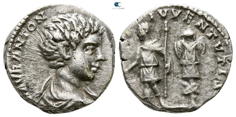 Caracalla, as Caesar AD 196-198. Rome
Denarius AR

15 mm., 3.02 g.



ver...