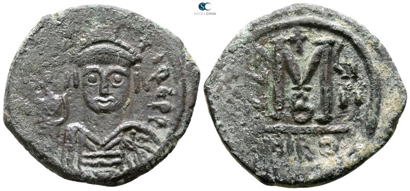 Maurice Tiberius AD 582-602. Nikomedia
Follis Æ

30 mm., 11.05 g.



near...