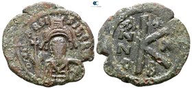 Maurice Tiberius AD 582-602. Uncertain mint or Constantinople. Half follis Æ