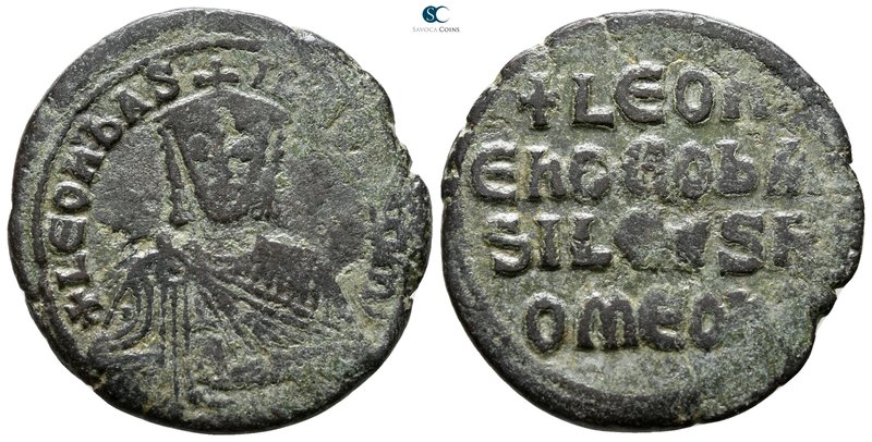 Leo VI the Wise AD 886-912. Constantinople
Follis Æ

24 mm., 6.84 g.



n...