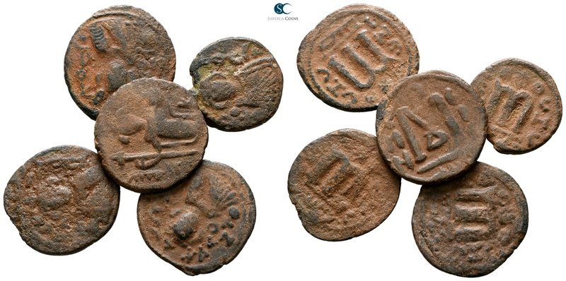 Lot of 5 Islamic bronze coins / SOLD AS SEEN, NO RETURN!

nearly very fine