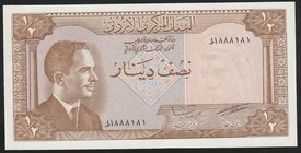 Jordan 1/2 Dinar 1959 Triple 8 in S/N

#888181; P# 13c; UNC