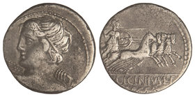 Republic. Denario. 84 a.C. LICINIA-16. C. Licinius L. f. Macer. Anv.: Cabeza diademada de Apolo Vejovis a izquierda, con haz de rayos en la mano. 3,73...