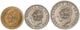 Juan Carlos I. Lote 3 monedas 1, 5 y 25 Pesetas. 1975 (*19-77 y *78). Las tres con resello circular ´VOTA/*NO*/1978´. SC.