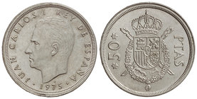 Juan Carlos I. 50 Pesetas. 1975 (*78). 12,60 grs. ERROR: Acuñación ligeramente desplazada. JBM-99.1.1. SC .