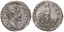 Antonino Pio (138-161) Denario - Testa laureata a d. - R/ L’imperatore stante a s. - RIC 291 AG (g 3,37) Macchie al R/
Grading/Stato:BB+