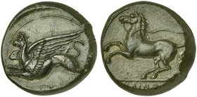 Sicily, Kainon, Bronze, ca. 365 BC
AE (g 9,08; mm 22; h 5)
Griffin springing l., Rv. Horse prancing l., trailing rein, in ex. KAINON. CNS 1; SNG ANS...