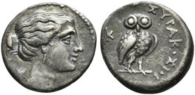 Sicily, Syracuse, Quarter Drachm struck under Hiero II, ca. 270-215 BC
AR (g 1,01; mm 12; h 12)
Head of Artemis r.; bow and quiver over shoulder, Rv...