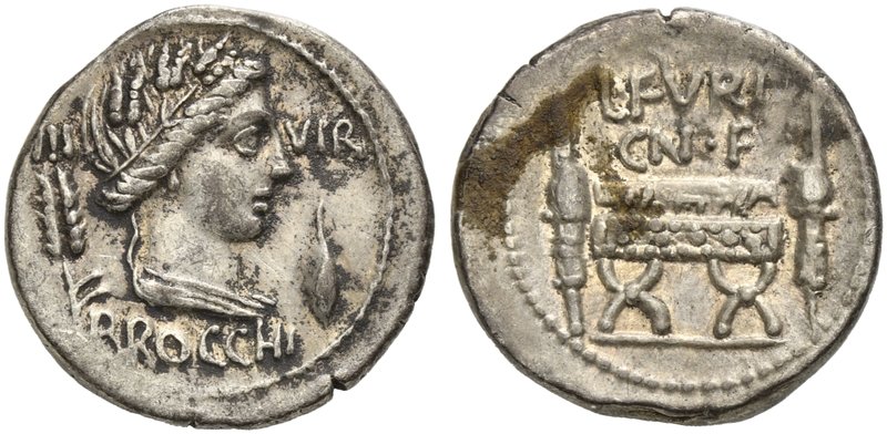 L. Furius Cn.f. Brocchus, Denarius, Rome, 63 BC
AR (g 3,92; mm 19; h 6)
Head o...