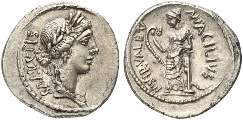 Mn. Acilius Glabrio, Denarius, Rome, 49 BC
AR (g 3,76; mm 20; h 3)
Laureate he...