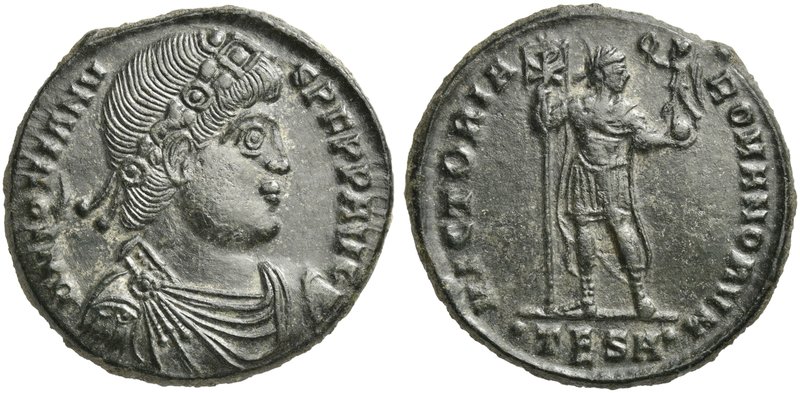 Jovian (363-364), Nummus, Thessalonica, AD 363-364
AE (g 8,55; mm 27; h 12)
D ...