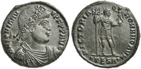 Jovian (363-364), Nummus, Thessalonica, AD 363-364
AE (g 8,55; mm 27; h 12)
D N IOVIANV – S PERP AVG, diademed, draped and cuirassed bust r., Rv. VI...