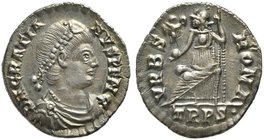 Gratian (367-383), Siliqua, Treveri, AD 367-375
AR (g 2,05; mm 17; h 12)
D N GRATIA - NVS P F AVG, diademed, draped and cuirassed bust r., Rv. VRBS ...