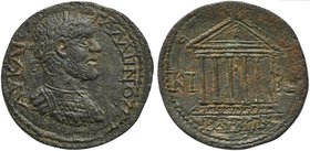 Gallienus, Bronze, Phrygia: Kibyra, AD 253-268
AE (g 13,32; mm 30; h 6)
Exastyle temple. BMC 91 var; Weiser 1984, S. 115.
Green patina, good extrem...