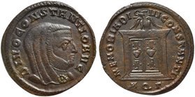 Divus Constantius I, Follis struck under Constantine I, Aquileia, AD 307-310
AE (g 6,83; mm 25; h 11)
Monumental altar, with doors closed and surmou...