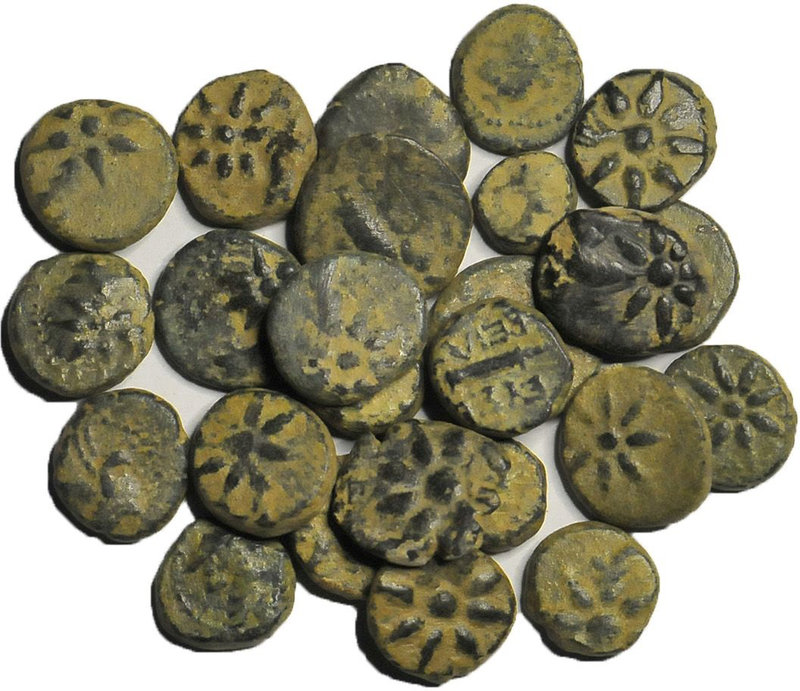 A lot containing 25 bronze coins. All, Greek. LOT SOLD AS IS, NO RETURNS. Conduc...