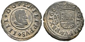 Felipe IV (1621-1665). 16 maravedís. 1662. Madrid. S. (Cal-1395 variante). (Jarabo-Sanahuja-M364 variante). Ae. 4,45 g. Corona sobre el 2 de la fecha....