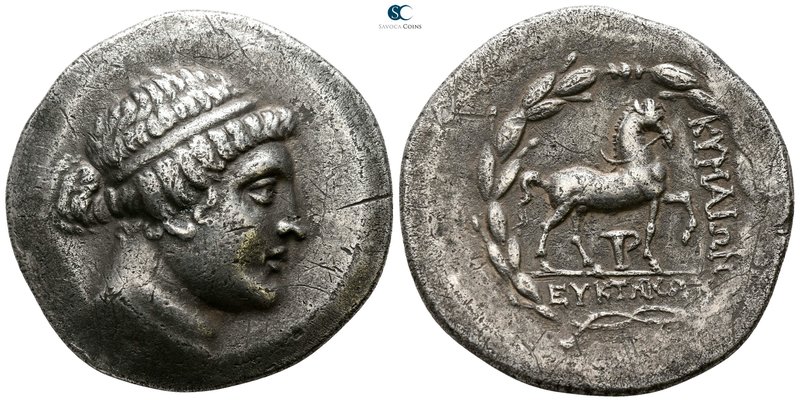 Aeolis. Kyme 160-150 BC. EYKTHMΩN (Euktemon), magistrate. Tetradrachm AR

30mm...