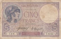 France, 5 Francs, 1921, FINE, p72b
serial number: 186 V.6244, Signature J. Laferriere and A. Aupetit, Figure of Woman with Helmet
Estimate: $ 30-50