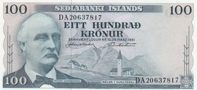 İceland, 100 Kronur, 1961, UNC, p44a
serial number: DA 20637817, Portrait of Tryggvi Gunnarsson
Estimate: $ 20-40