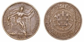 Portugal. 50 Centavos. AE. 1924. 3.98g. KM.575. Muy escasa. MBC.