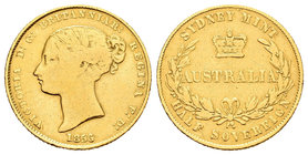 Australia. Victoria. 1/2 sovereign. 1856. Sydney. (Km-1). Au. 3,90 g. Escasa. BC+. Est...150,00.