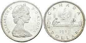 Canadá. Elizabeth II. 1 dollar. 1965. (Km-76.1). Ag. 23,28 g. Marcas. EBC. Est...20,00.