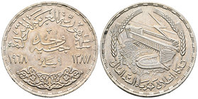 Egipto. 1 libra. 1968 (1387 H). (Km-415). Ag. 24,75 g. EBC+. Est...40,00.