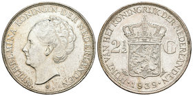 Holanda. Wilhelmina. 2 1/2 gulden. 1939. (Km-165). Ag. 24,93 g. EBC+. Est...25,00.