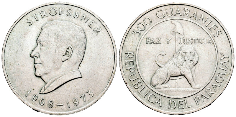 Paraguay. 300 guaranies. 1968. (Km-29). Ag. 26,89 g. Cuarto mandato del presiden...