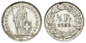 Suiza. 1/2 franco. 1952. Berna. B. (Km-23). Ag. 2,49 g. EBC+. Est...15,00.