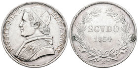 Vaticano. Pío IX. 1 escudo. 1854. Roma. R. (Km-1336.2). Ag. 26,78 g. Restos de soldadura en reverso. MBC+. Est...60,00.