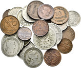 Lote de 24 piezas de Portugal (21) y colonias (2 de Angola y 1 de Mozambique), 2 de 2,5 escudos, 3 de 1 escudo, 8 de 50 centavos de plata, 2 de 50 cen...